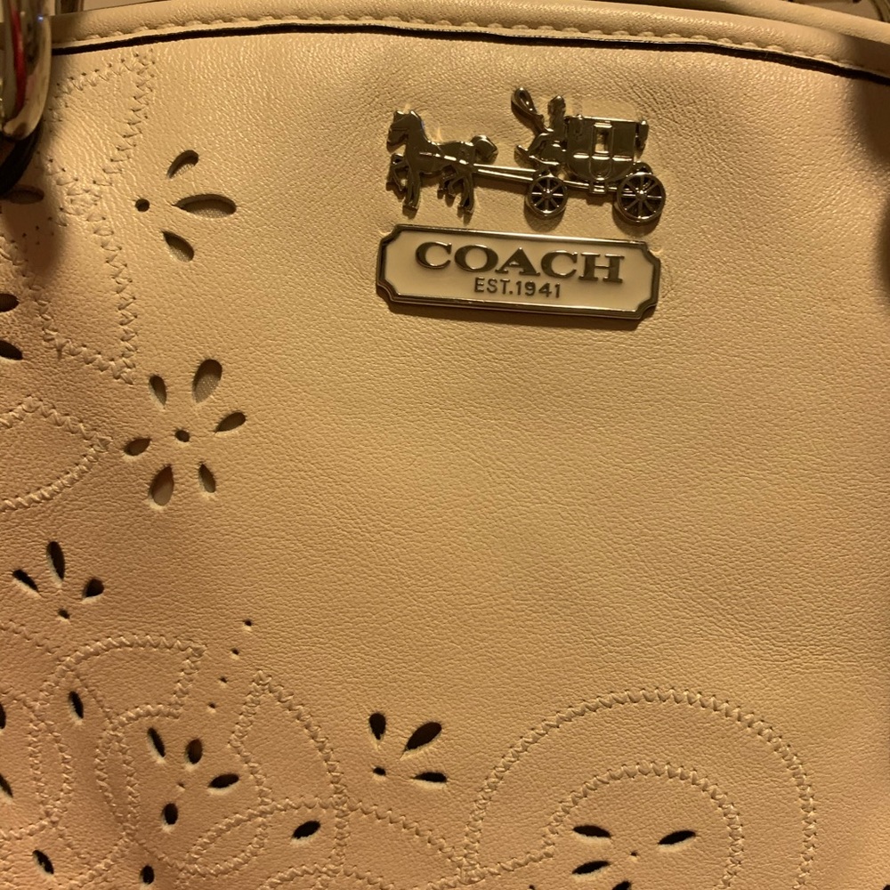 Coach Lindsey satchel